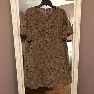 NWOT Ditsy Shift Dress